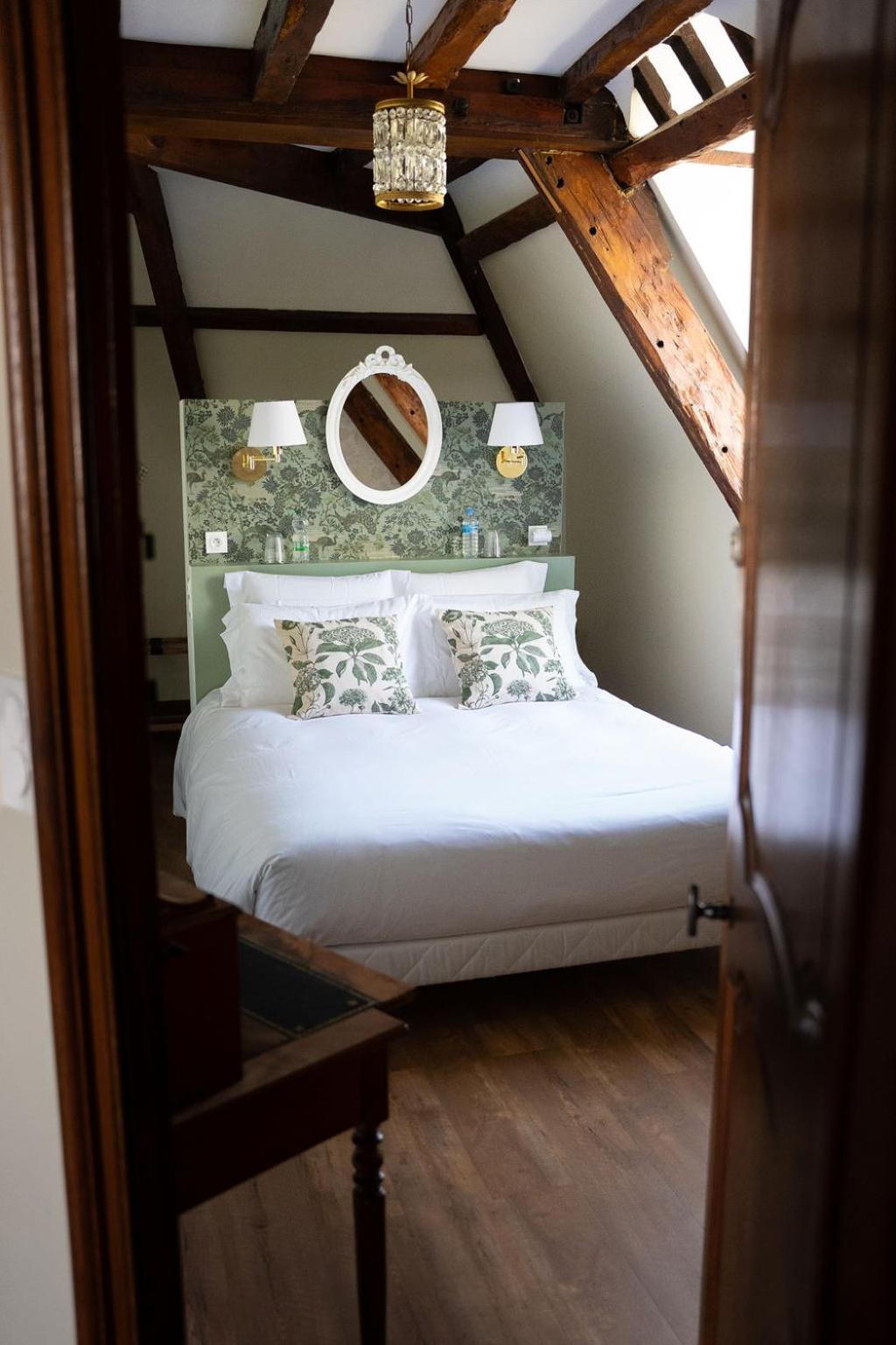 La Meffrais 1741 Manoir D'Hotes Aux Portes De Дінан Екстер'єр фото